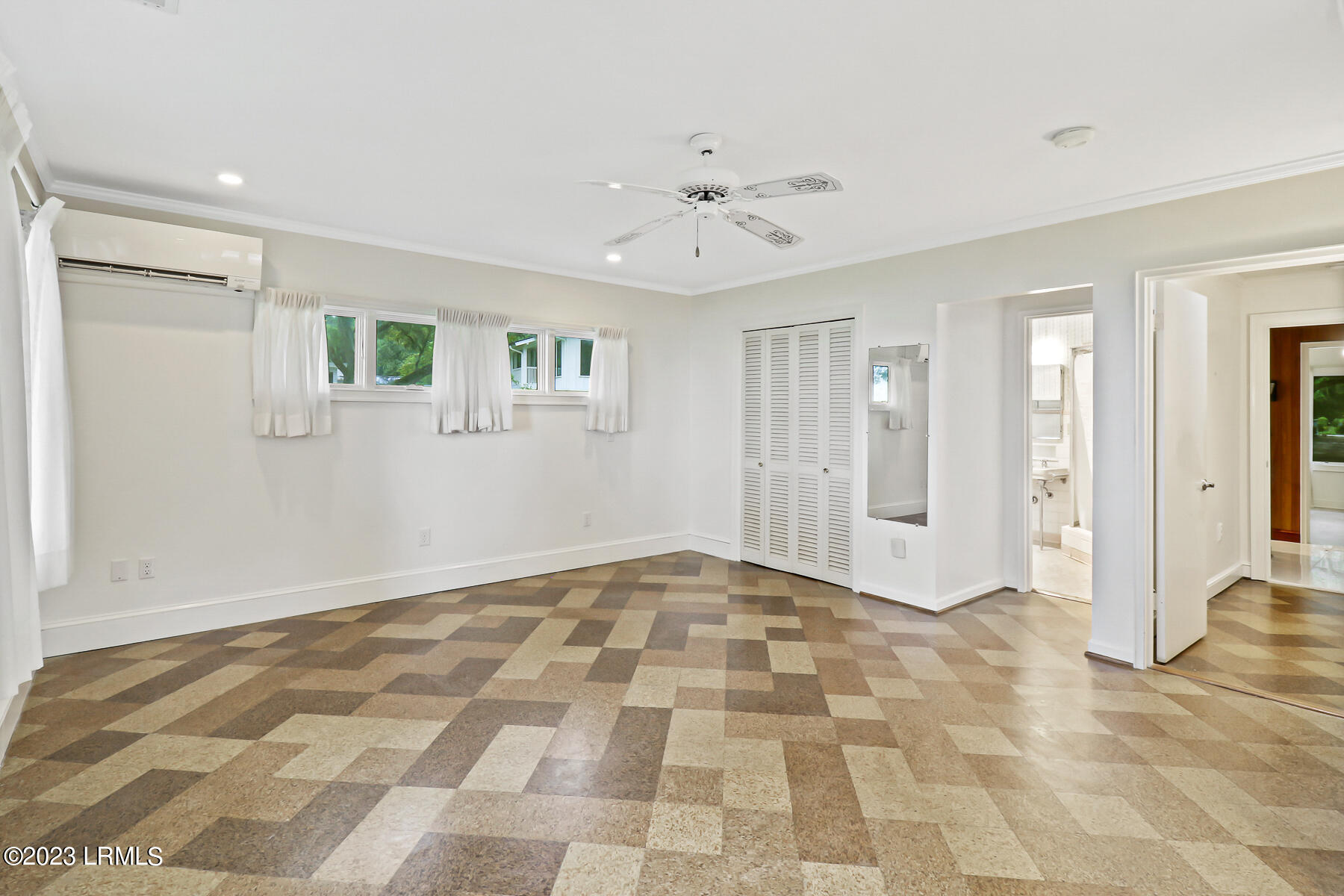 71 Fort Fremont Road St. Helena Island, SC 29920 - Photo 35 of 50 Owner Suite