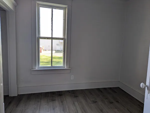 $67,000 | 212 2nd Avenue, Enderlin, ND 58027