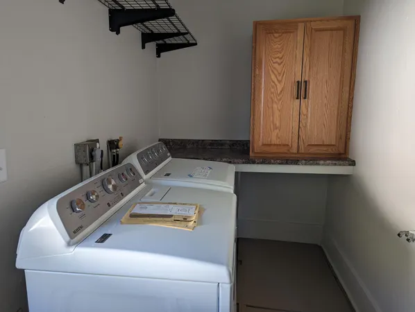 $67,000 | 212 2nd Avenue, Enderlin, ND 58027