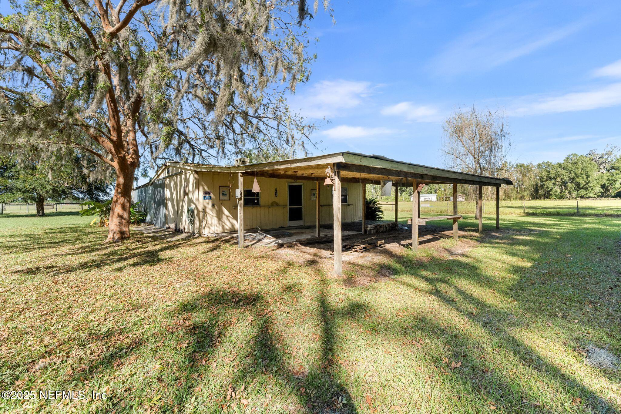 27061 29th Road Branford, FL 32008 - Photo 7 of 49 Barn area