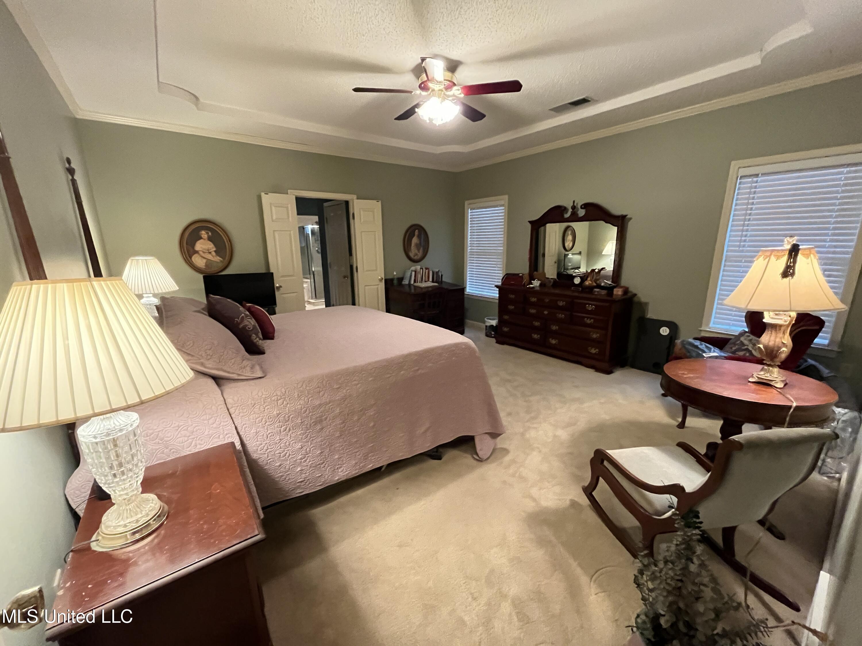 5725 Malone Road Olive Branch, MS 38654 - Photo 23 of 54 20230309_224447287_iOS