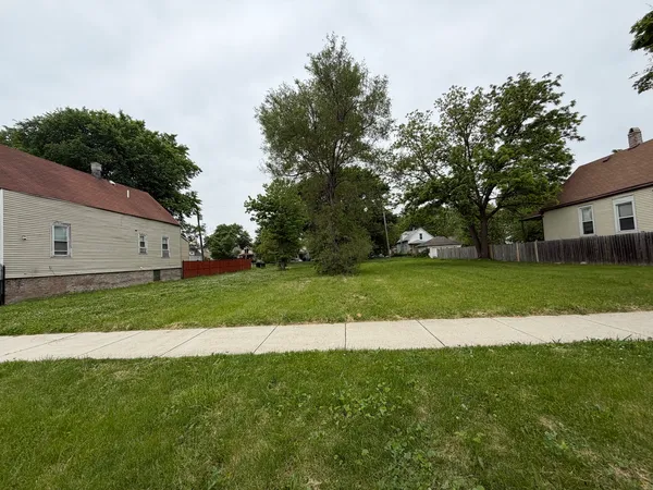 $10,000 | 6028 South Wood Street, Chicago, IL 60636