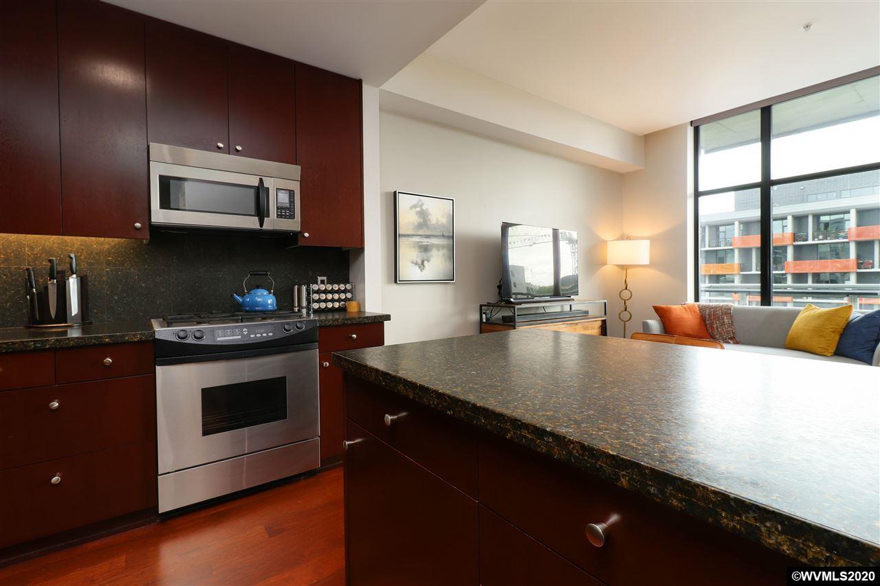 1025 Northwest Couch Street Portland, OR 97209 - Photo 10 of 22