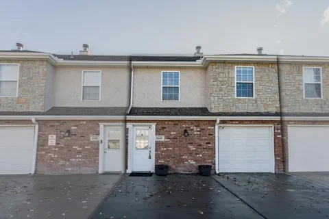 $225,000 | 1609 East 120th Street, Olathe, KS 66061