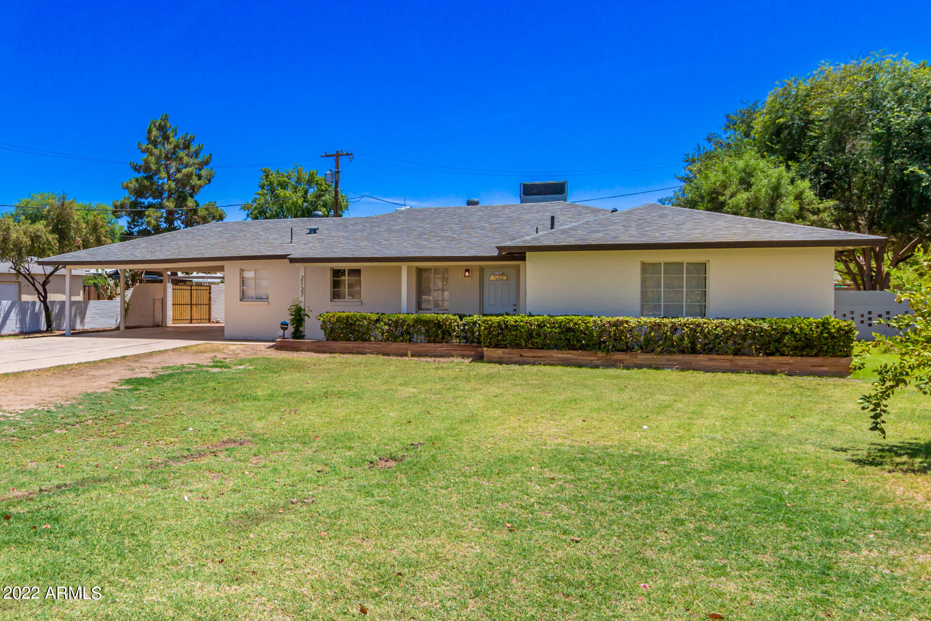 2137 West Thomas Road Phoenix, AZ 85015 - Photo 1 of 58 0006-04-Thomas