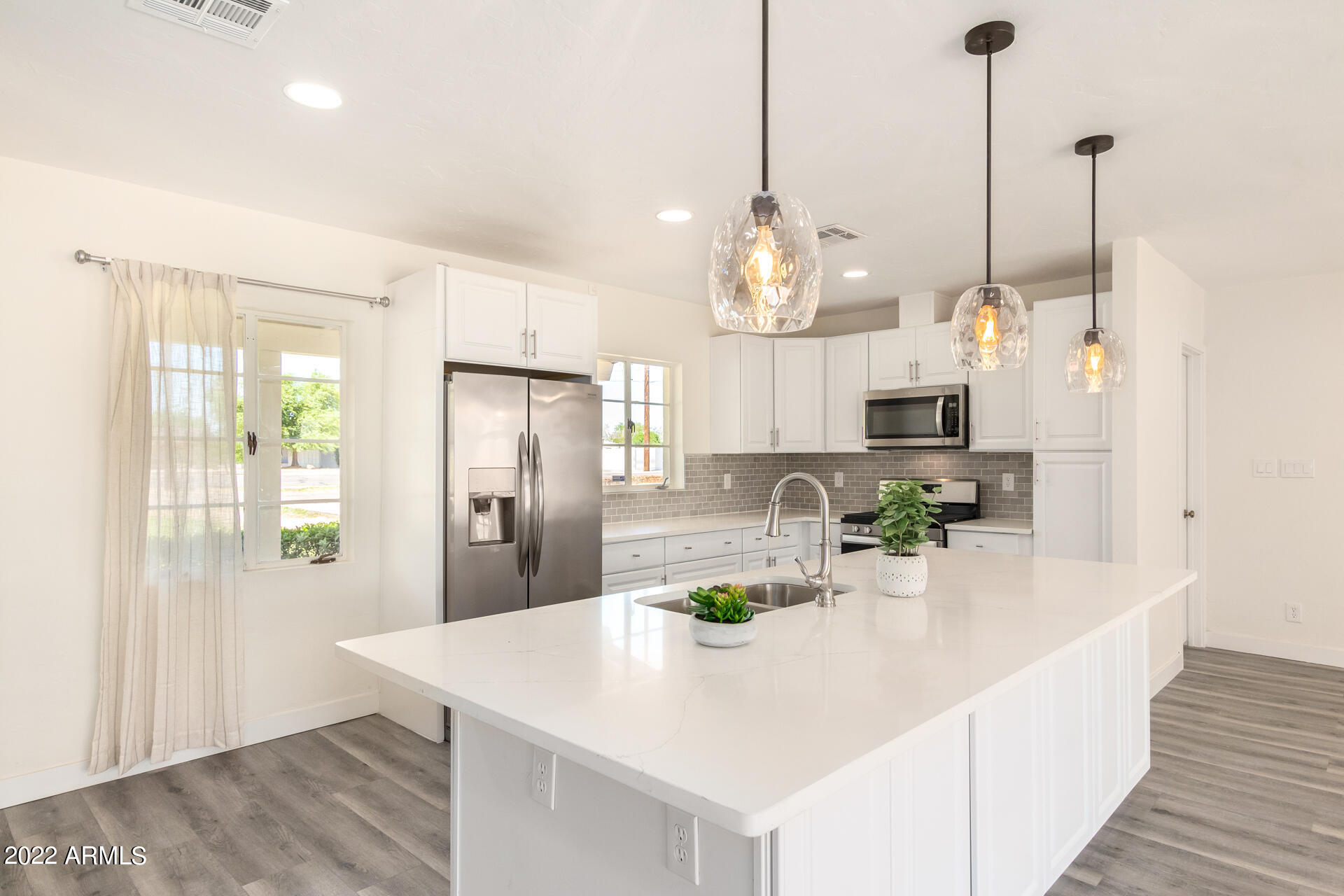 2137 West Thomas Road Phoenix, AZ 85015 - Photo 17 of 58 0022-20-Thomas