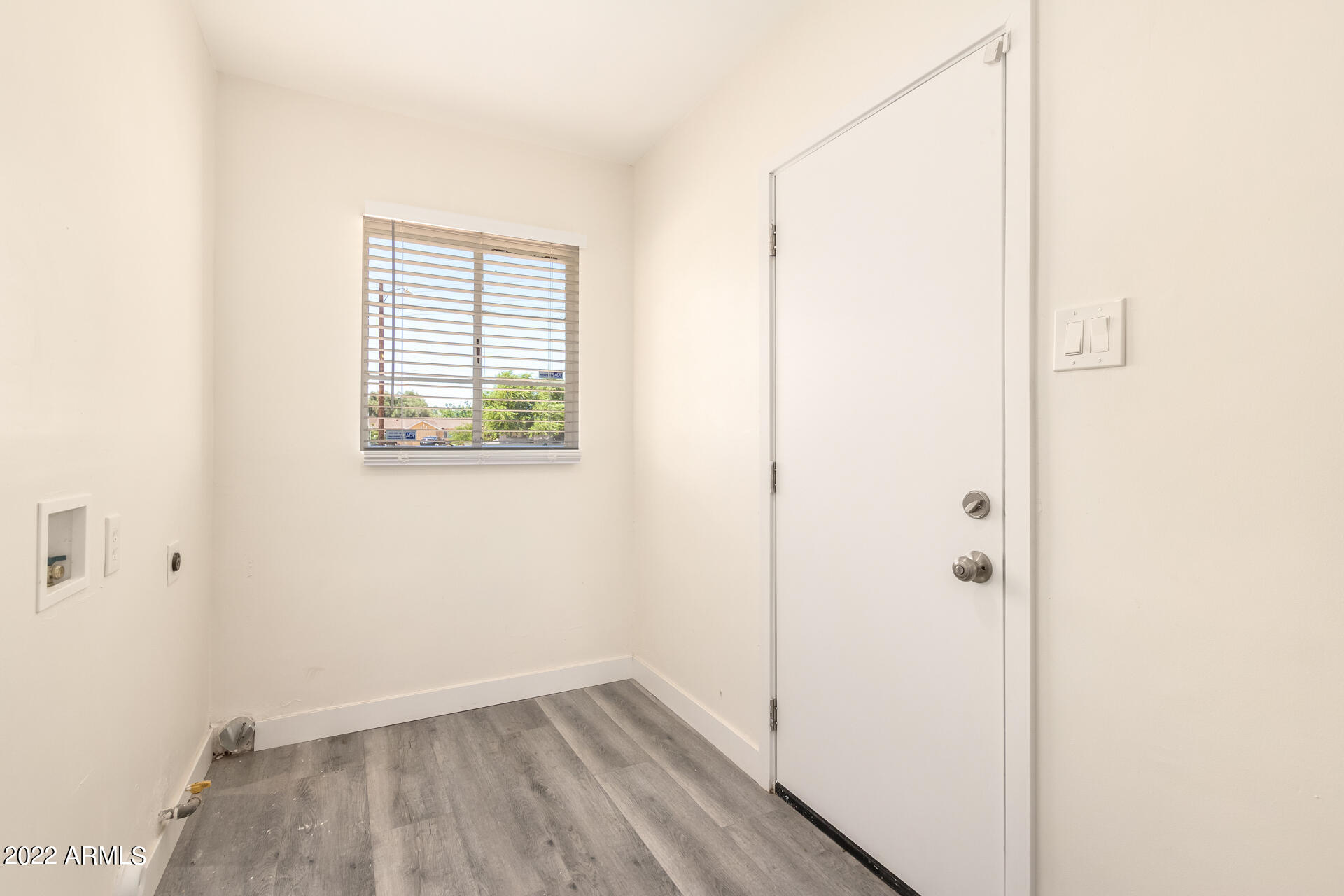 2137 West Thomas Road Phoenix, AZ 85015 - Photo 35 of 58 0040-38-Thomas