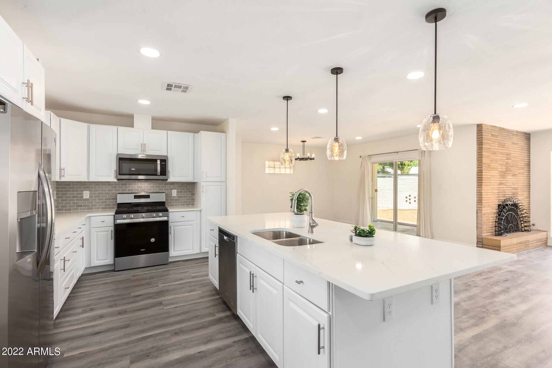 2137 West Thomas Road Phoenix, AZ 85015 - Photo 6 of 58 0021-19-Thomas
