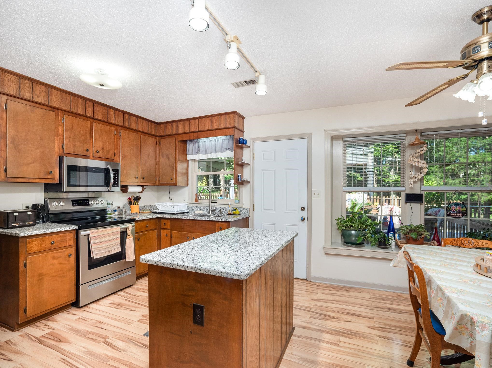 147 Bearden Drive Duncan, SC 29334 - Photo 11 of 40