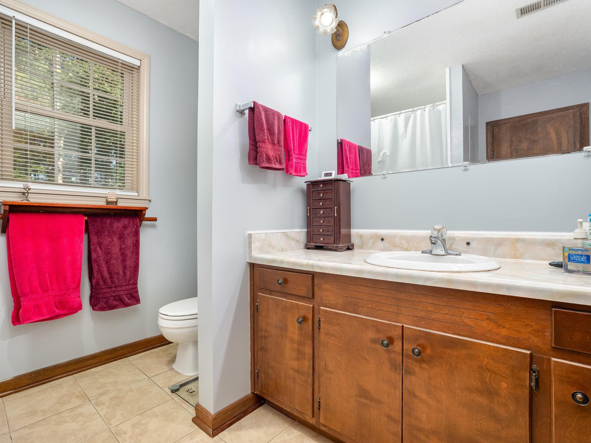 147 Bearden Drive Duncan, SC 29334 - Photo 17 of 40