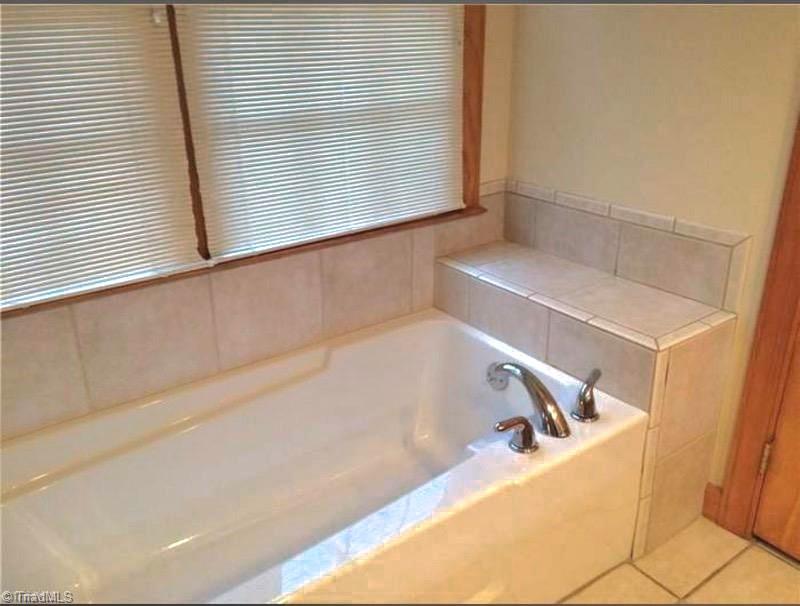 102 Oaklawn Road Mount Airy, NC 27030 - Photo 29 of 41 Gallery Image 29