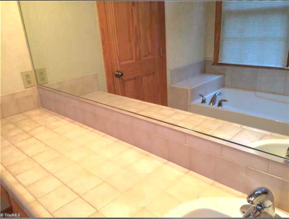 102 Oaklawn Road Mount Airy, NC 27030 - Photo 31 of 41 Gallery Image 31