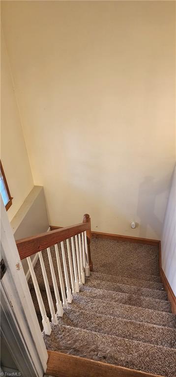 102 Oaklawn Road Mount Airy, NC 27030 - Photo 32 of 41 Gallery Image 32