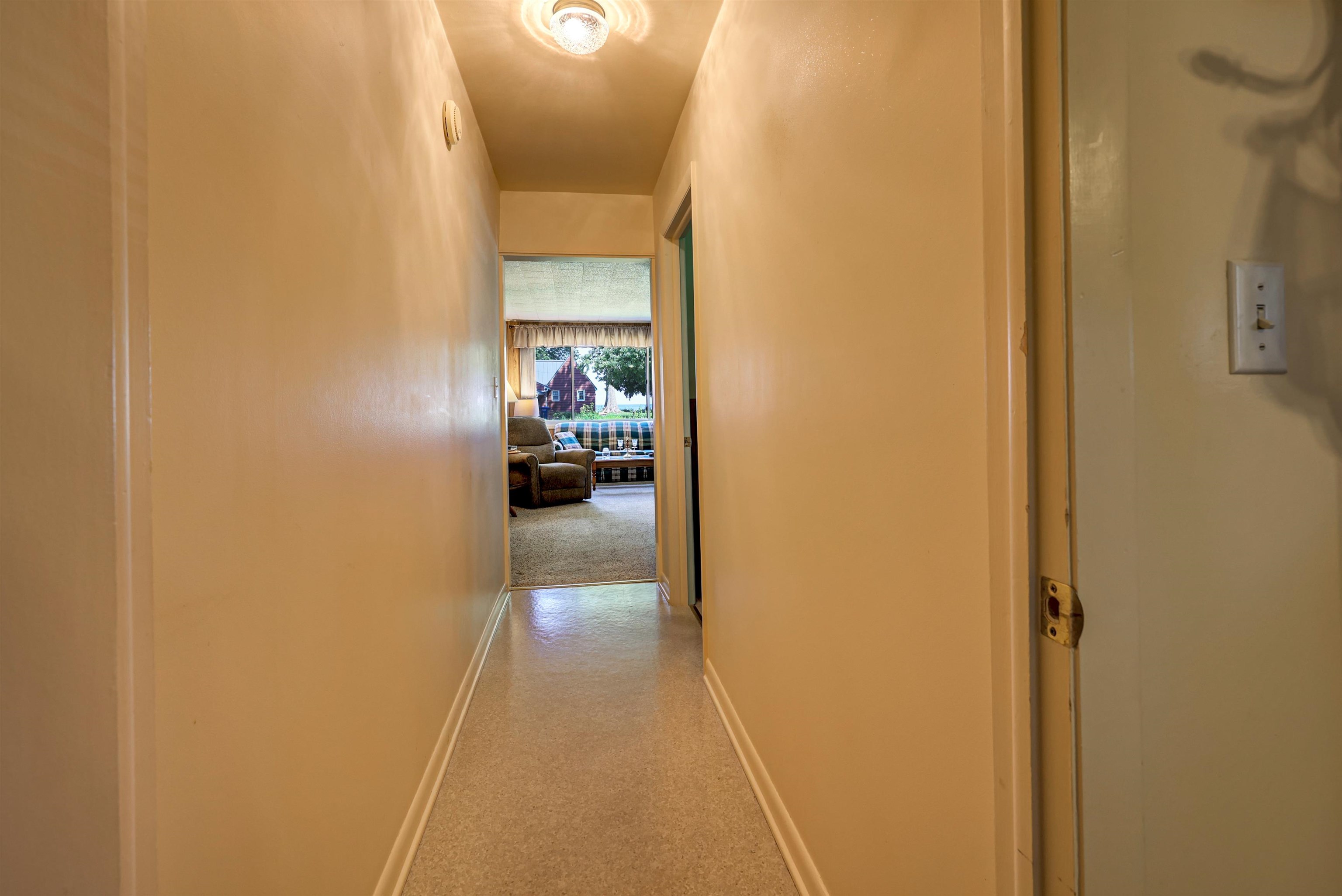 2068 Point Comfort Road Oshkosh, WI 54902 - Photo 16 of 44 Gallery Image 16