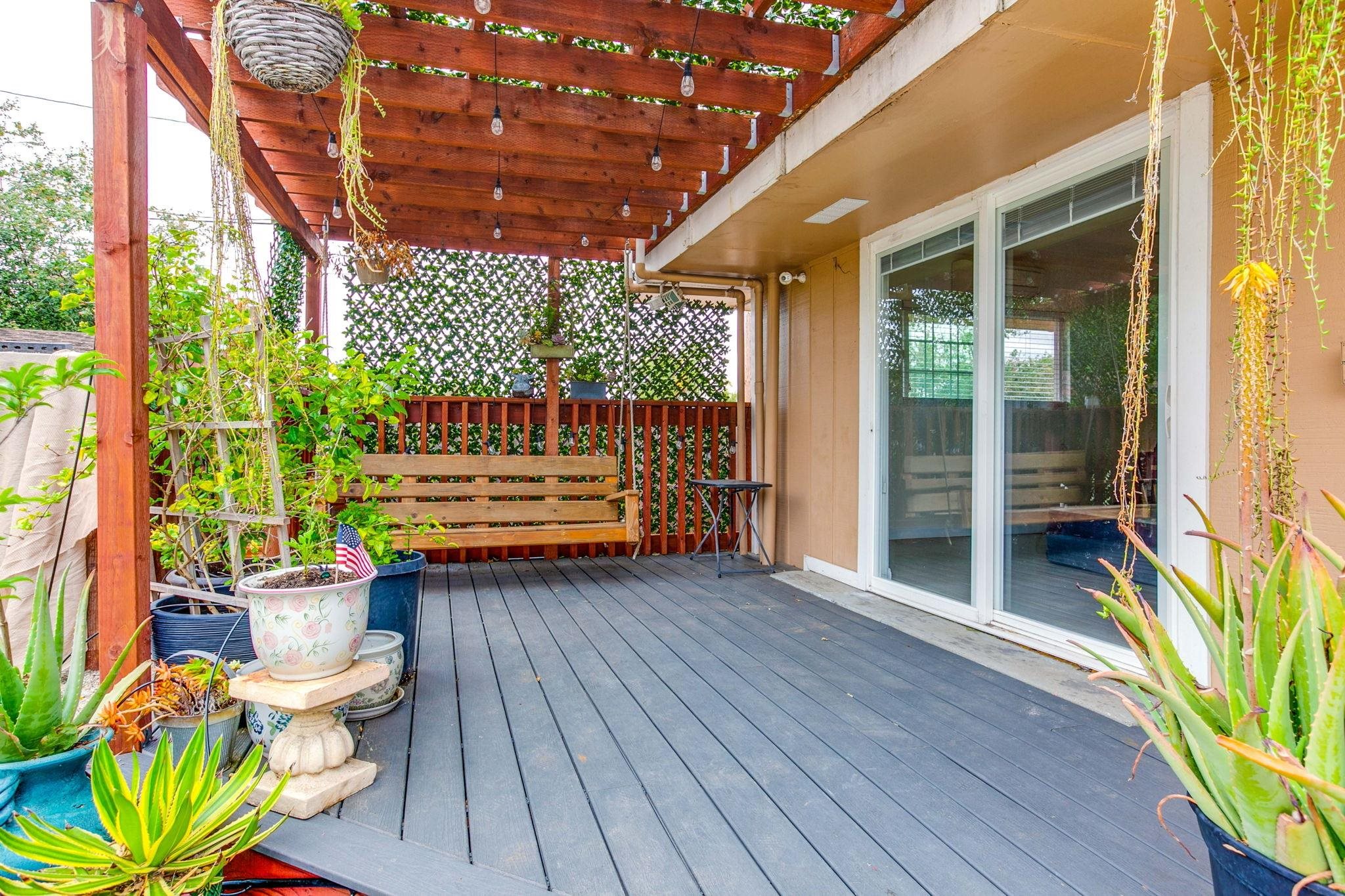 209 Casper Lane Vista, CA 92084 - Photo 5 of 12 a view of porch with seating space