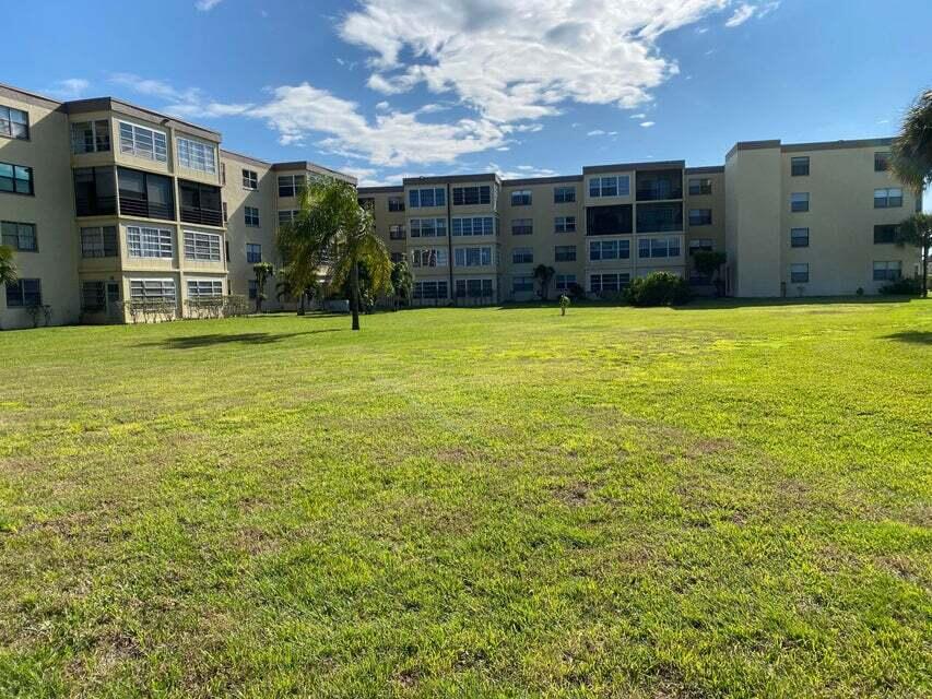 9355 Southwest 8th Street, Unit 325 Boca Raton, FL 33428 - Photo 112 of 112 back of buidling nice