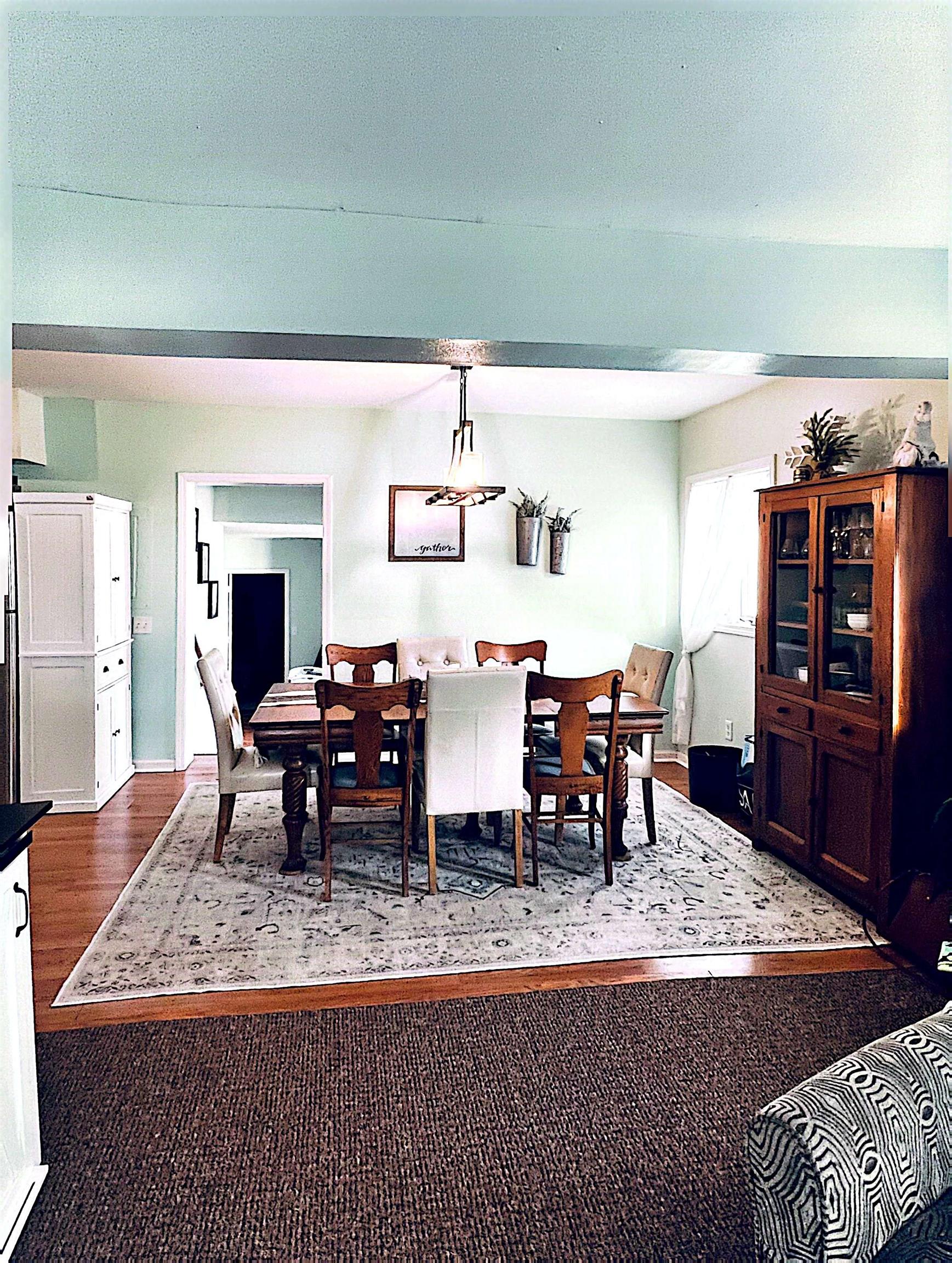 521 North Walnut Street Byron, IL 61010 - Photo 7 of 9 a dining room with furniture