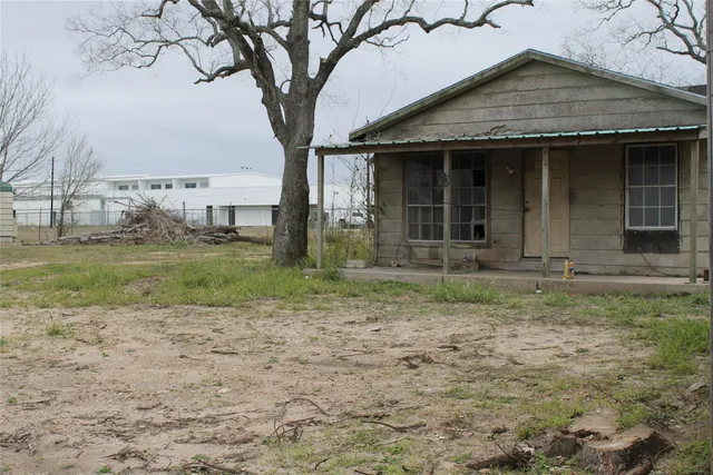 $875,000 | 1111 Spur 529, Rosenberg, TX 77471