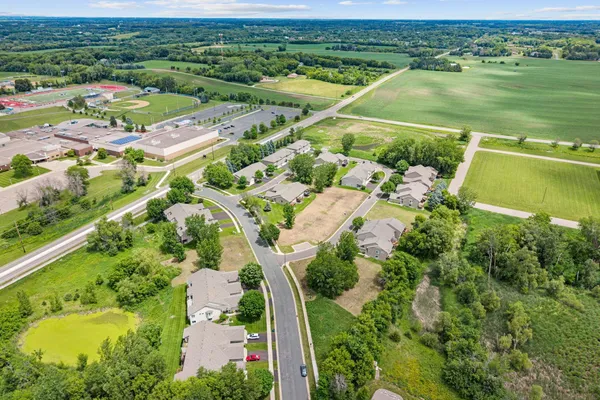 $150,000 | 7195 Sterling Drive, Greenfield, MN 55373