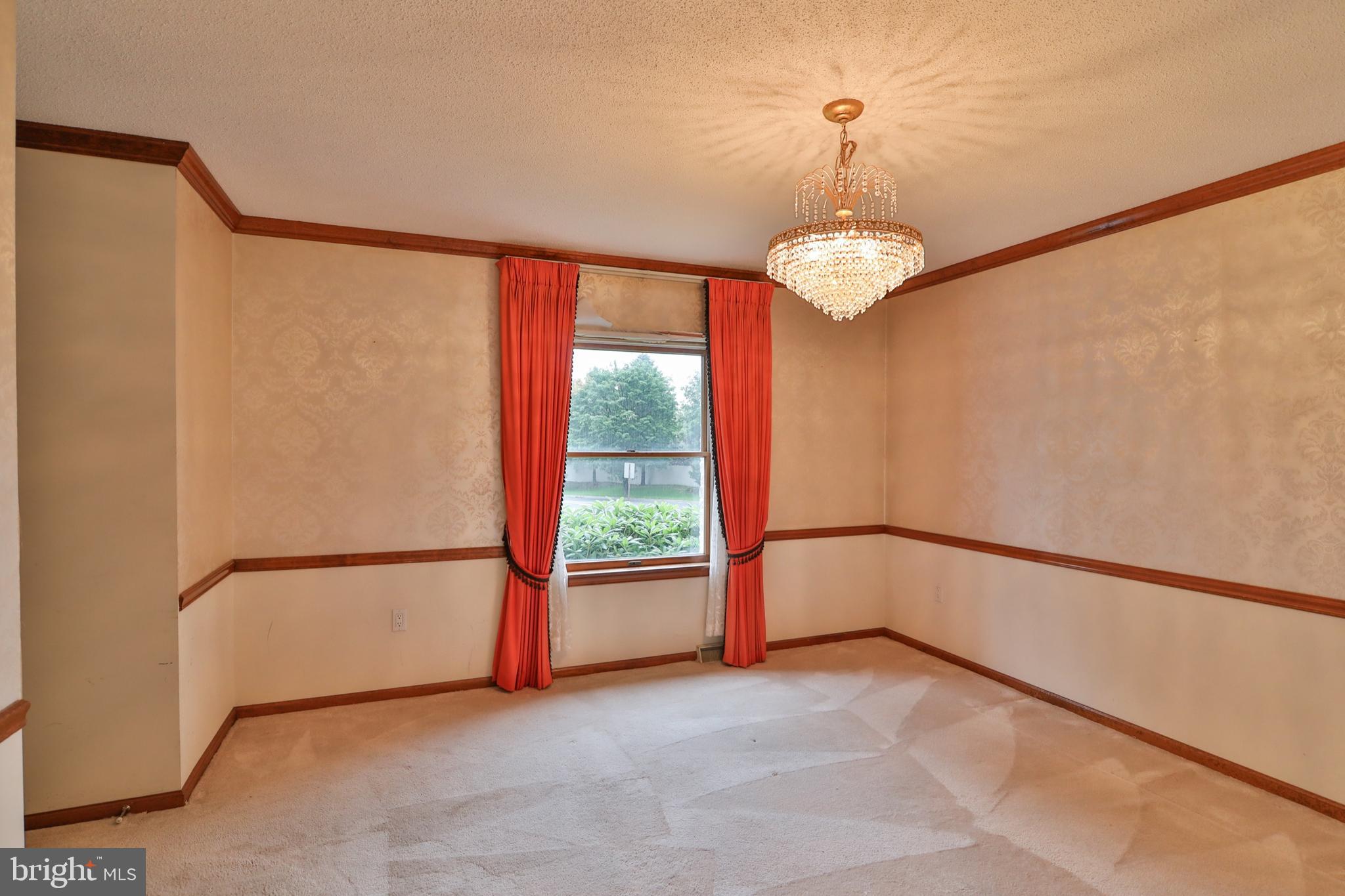875 Parkway Road Allentown, PA 18104 - Photo 19 of 33 Gallery Image 19