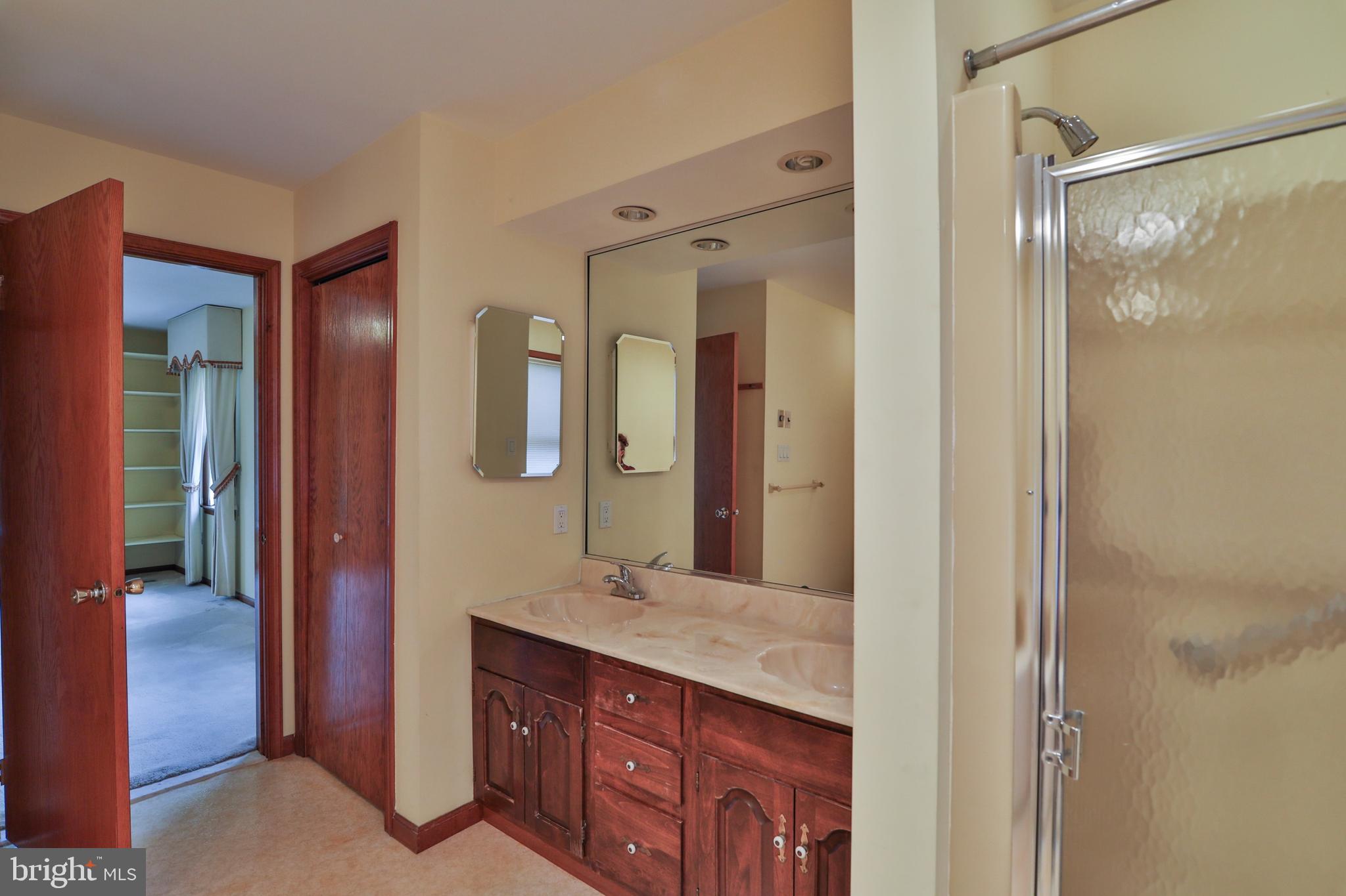 875 Parkway Road Allentown, PA 18104 - Photo 26 of 33 Gallery Image 26