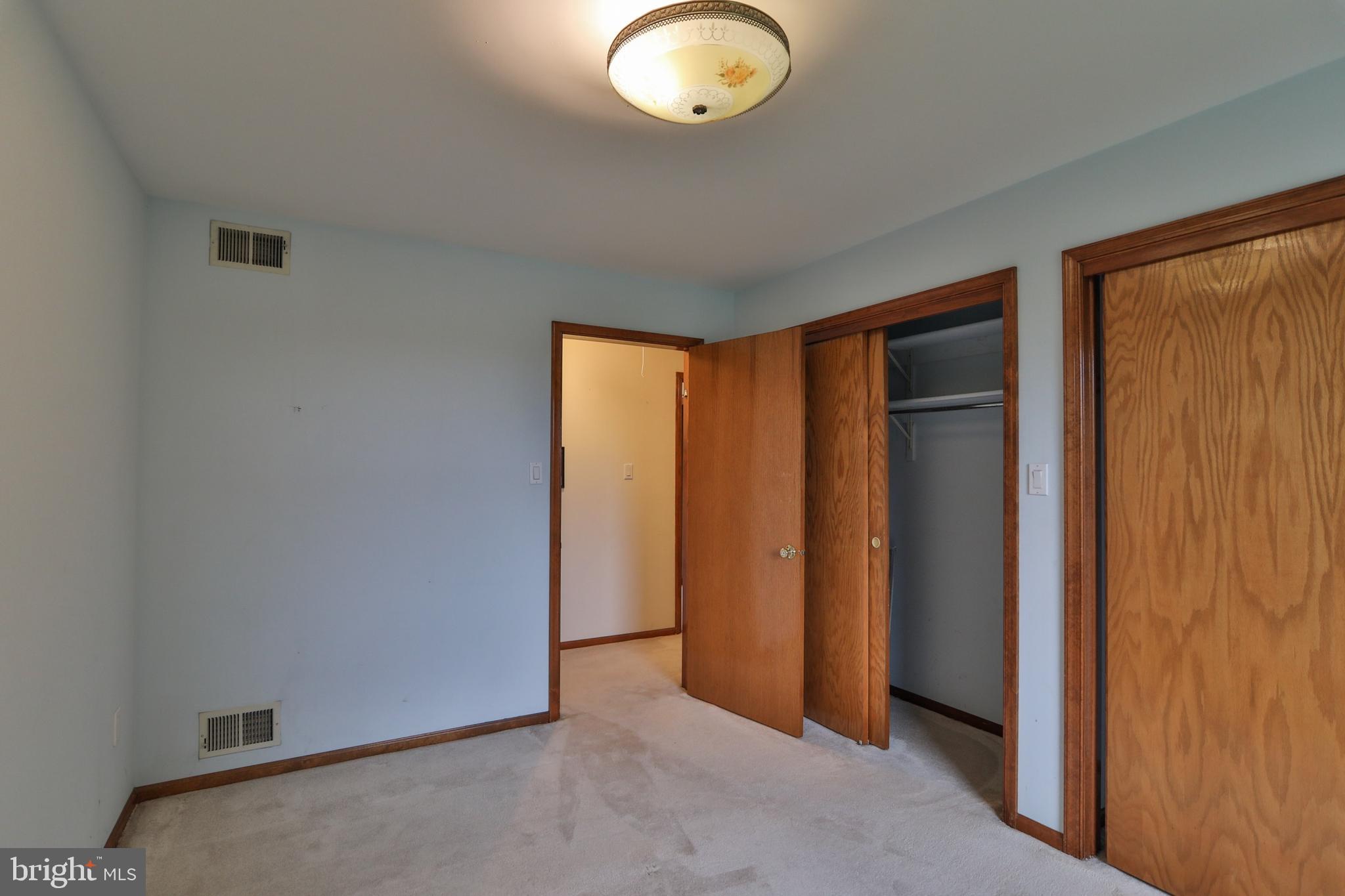 875 Parkway Road Allentown, PA 18104 - Photo 29 of 33 Gallery Image 29