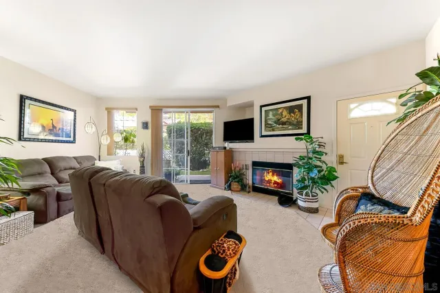 $729,000 | 12061 Tivoli Park Row, Unit 3, San Diego, CA 92128