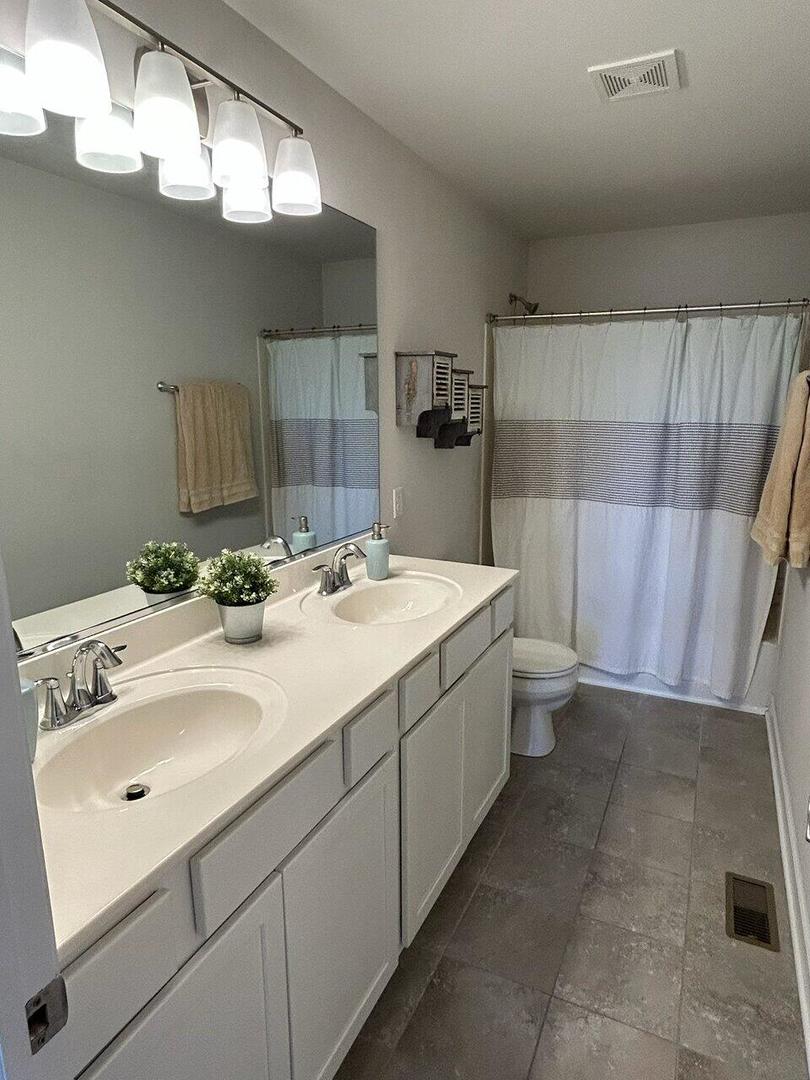 1109 Nottingham Road Sycamore, IL 60178 - Photo 17 of 27
