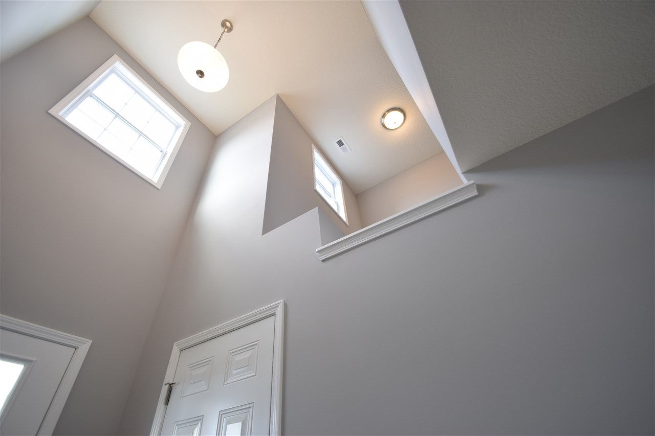 503 Alexander Place Garrett, IN 46738 - Photo 8 of 28 Gallery Image 8