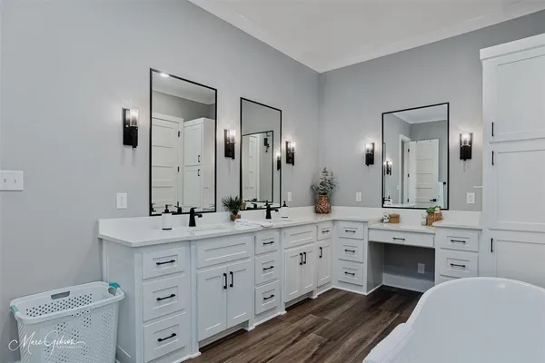 $699,900 | 1827 Gravel Point Road, Frierson, LA 71027