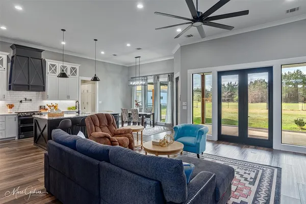 $699,900 | 1827 Gravel Point Road, Frierson, LA 71027