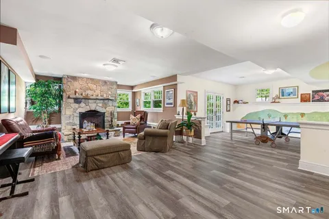 $5,195,000 | 25 Adams Lane, New Canaan, CT 06840