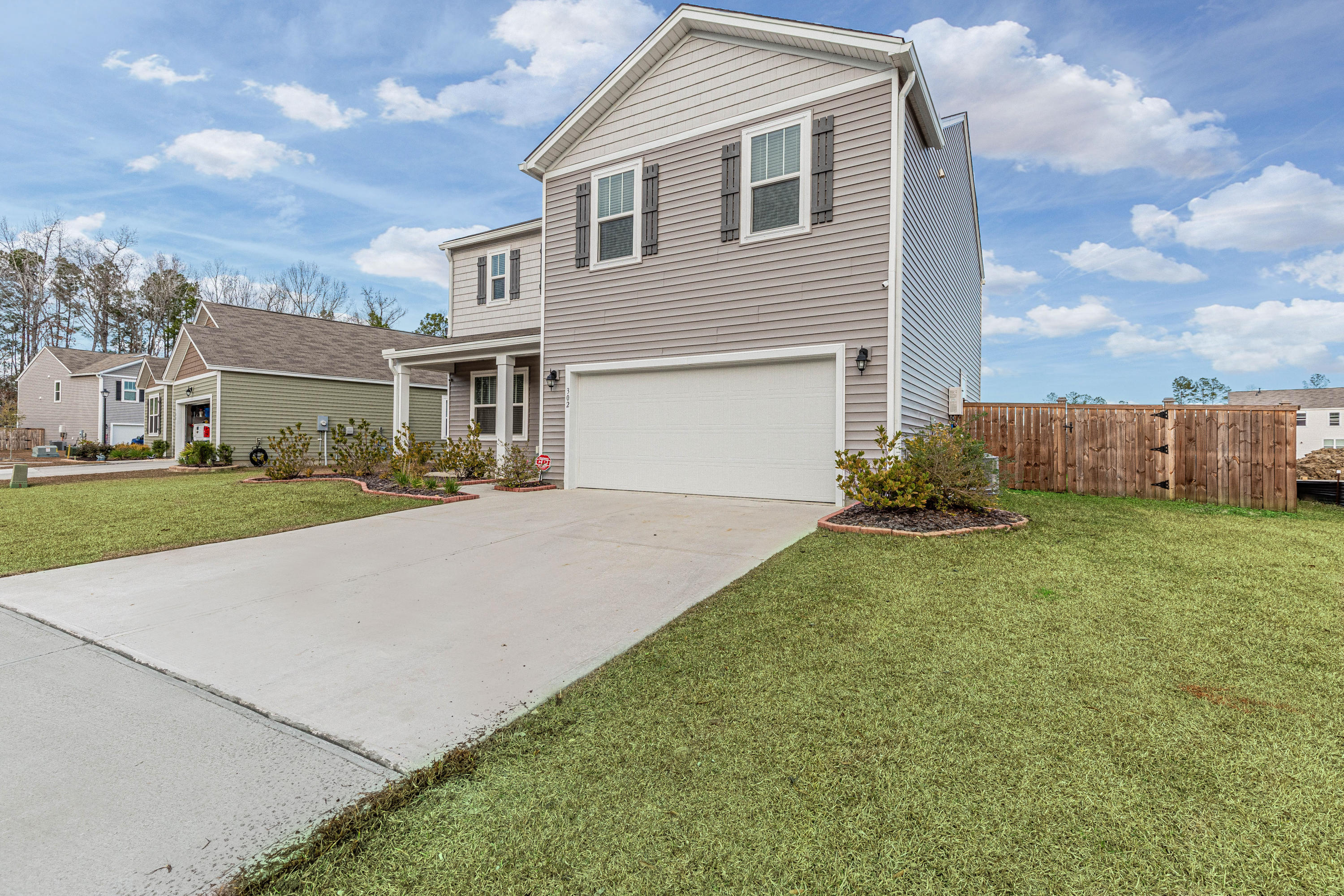 302 Mincy Street Moncks Corner, SC 29461 - Photo 2 of 26 MC42