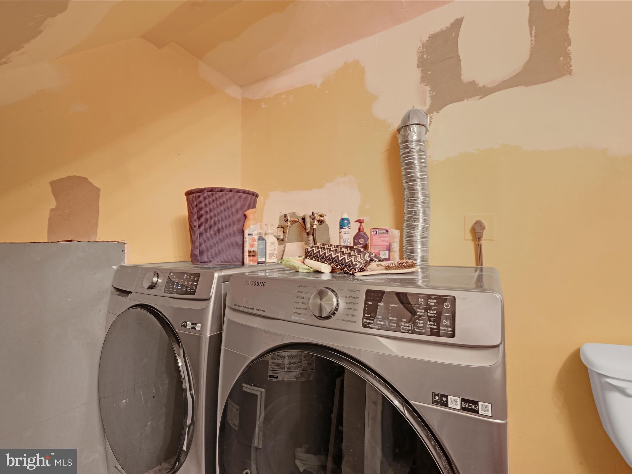 6296 Meadowview Road Germansville, PA 18053 - Photo 21 of 32 Laundry Room