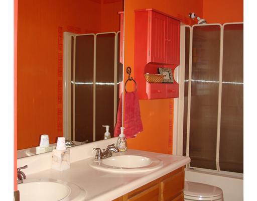 301 Pinkerton Road Wexford, PA 15090 - Photo 14 of 18 Other. The main bath has a double bowl vanity.