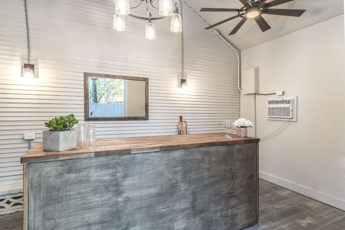 203 Leland Street Austin, TX 78704 - Photo 23 of 38 Pool Cabana