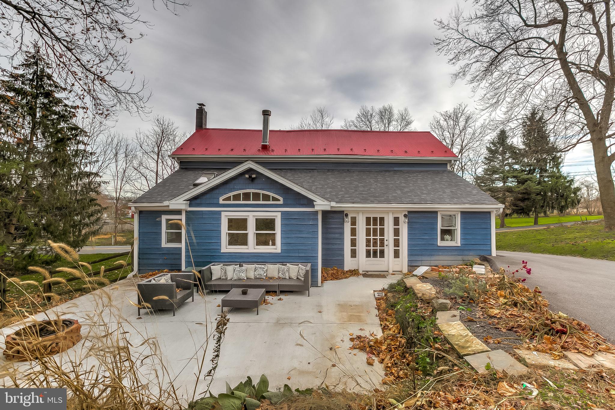 2812 Cape Horn Road Westminster, MD 21157 - Photo 35 of 40 a front view of a house with yard