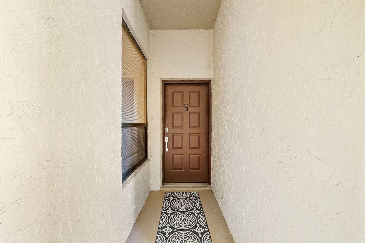 7508 La Paz Boulevard, Unit 304 Boca Raton, FL 33433 - Photo 4 of 44 7508_La_Paz_Blvd_U304_034