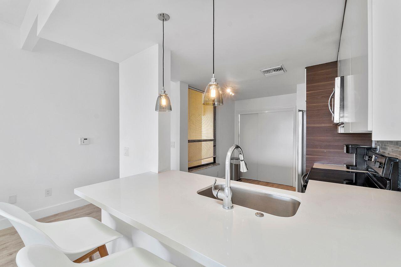 7508 La Paz Boulevard, Unit 304 Boca Raton, FL 33433 - Photo 10 of 44 7508_La_Paz_Blvd_U304_012