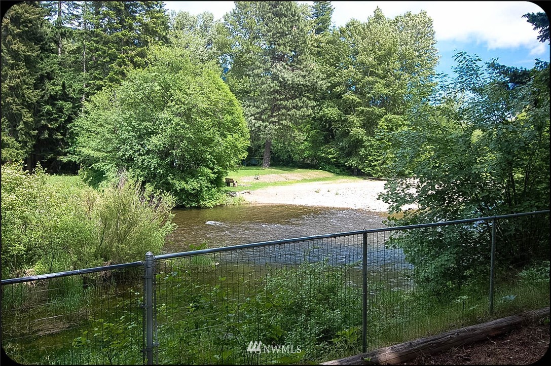 1721 Tree Farm Road Easton, WA 98925 - Photo 1 of 21 Gallery Image 1