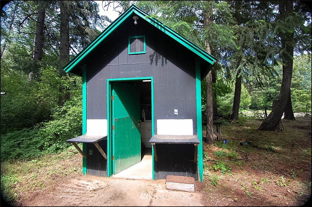 1721 Tree Farm Road Easton, WA 98925 - Photo 18 of 21 Gallery Image 18