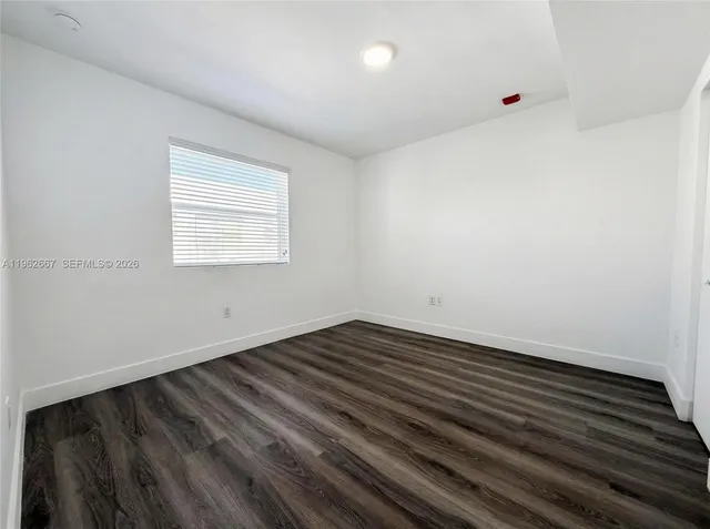 $1,800 | 1710 Northwest 1st Court, Unit 1, Miami, FL 33136