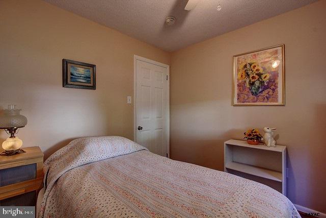 102 Lexington Road York, PA 17402 - Photo 14 of 28