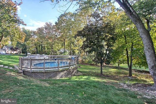102 Lexington Road York, PA 17402 - Photo 21 of 28