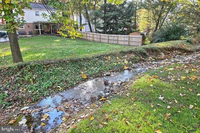 102 Lexington Road York, PA 17402 - Photo 24 of 28