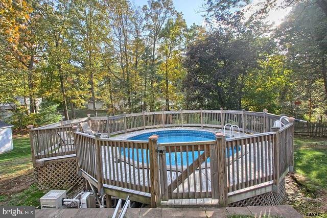 102 Lexington Road York, PA 17402 - Photo 25 of 28