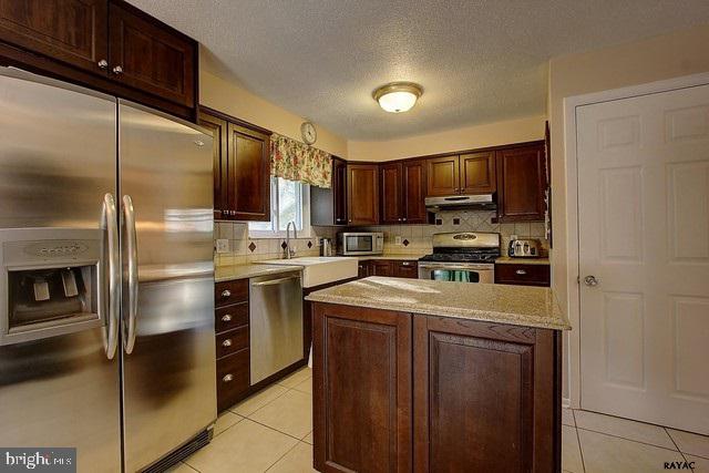 102 Lexington Road York, PA 17402 - Photo 6 of 28