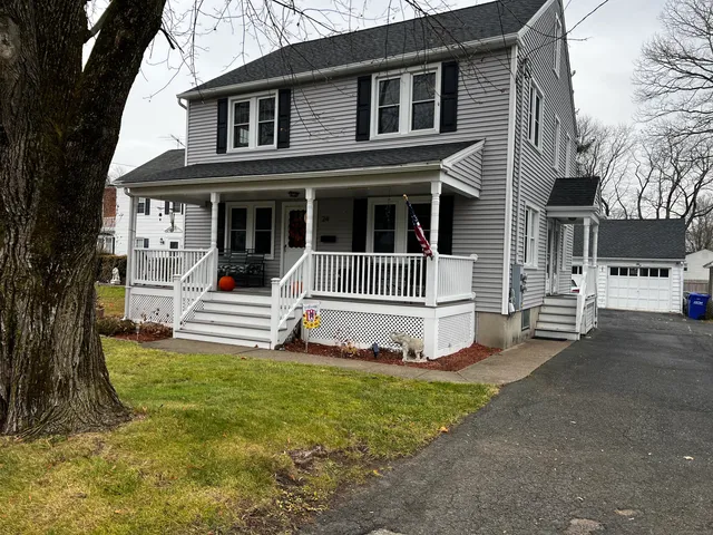 $1,900 | 24 Lawncrest Road, Danbury, CT 06810