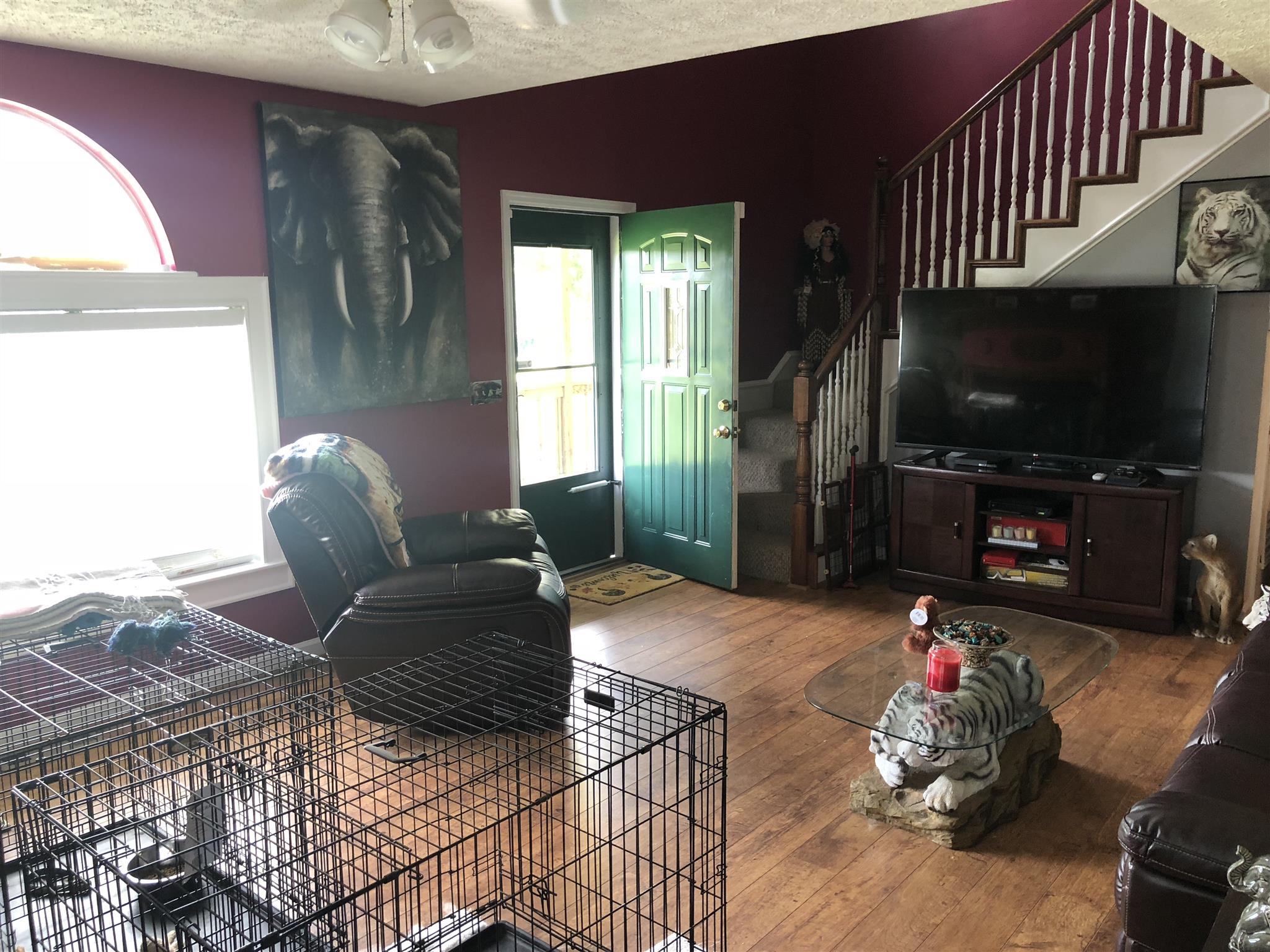 922 Harpo Road Manchester, TN 37355 - Photo 11 of 17 a living room with furniture and a flat screen tv