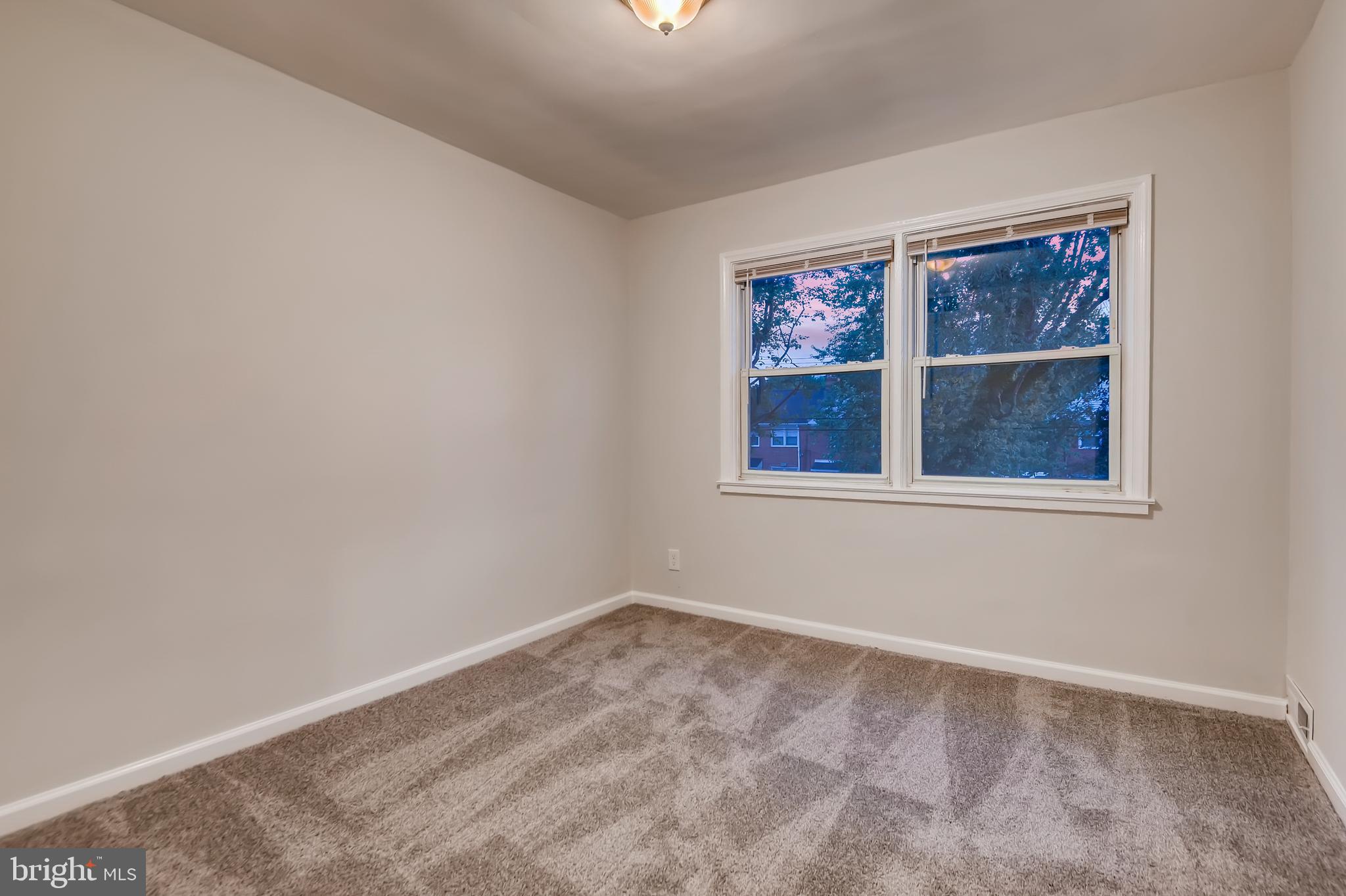 1615 Gleneagle Road Baltimore, MD 21239 - Photo 25 of 32 Bedroom!
